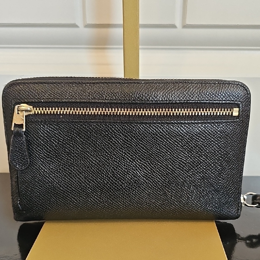 Coach Medium Corner Zip Wallet Clutch Wristlet Black GUC - Picture 4 of 11